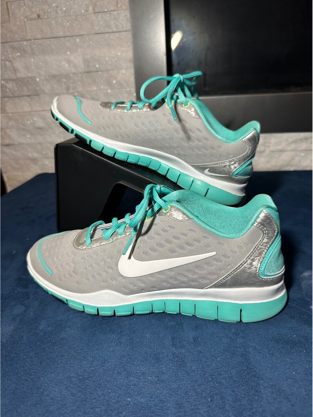 Nike Free Run 3 Women’s Size 9 Gray Turquoise Running Shoes 510643-043